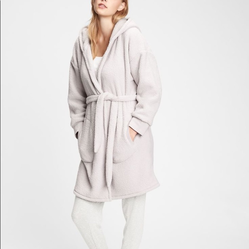 GAP Sherpa Robe - Light Gray
